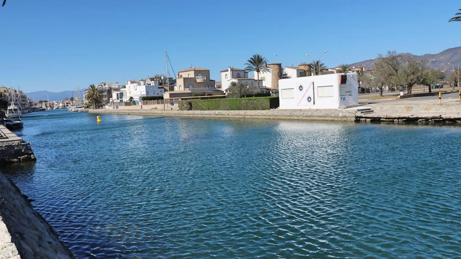 Gran Reserva 21 - Piso Muy Cerca De La Playa Empuriabrava