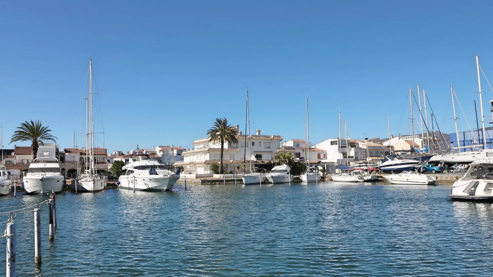 Gran Reserva 21 - Piso Muy Cerca De La Playa Empuriabrava